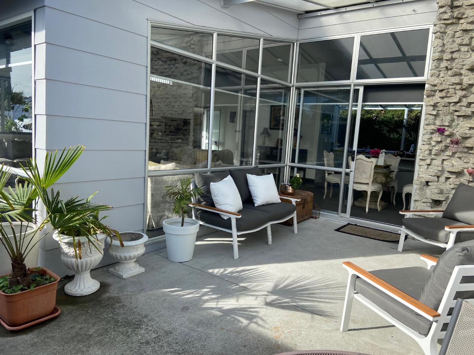 Maison Blue - Chic Inner City Townhouse Napier Kültér fotó